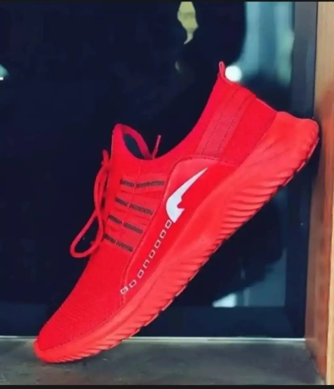 Trendy Casual Lace Up Sports Shoes For Men Fashion Sneakers